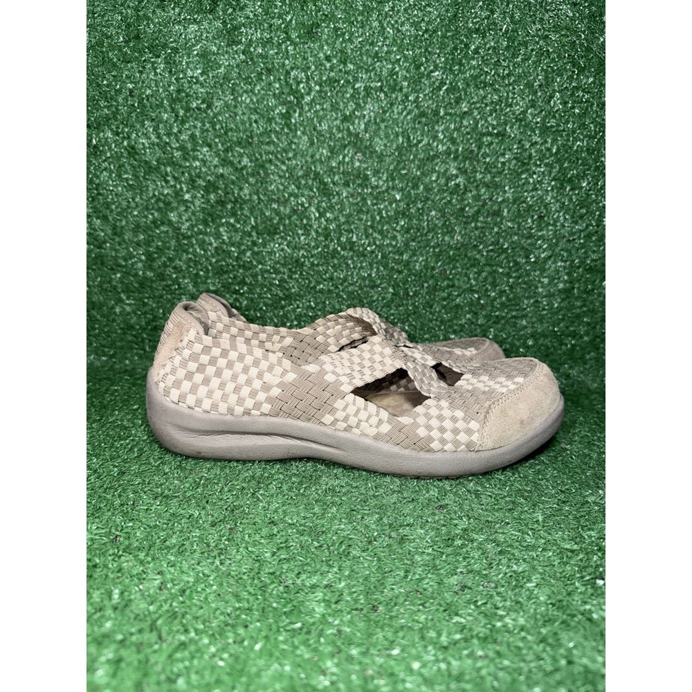Skechers Womens Size 9.5 Savor Entice Relaxed Fit Slip-On Crisscross Strap Shoes